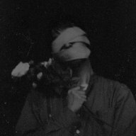 ᴛᴏᴍᴍʏ ᴇʟᴇɢᴀɴᴛ 𓆩🖤𓆪